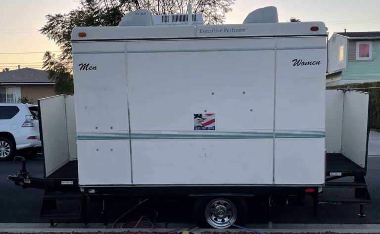 Delux Restroom Trailer